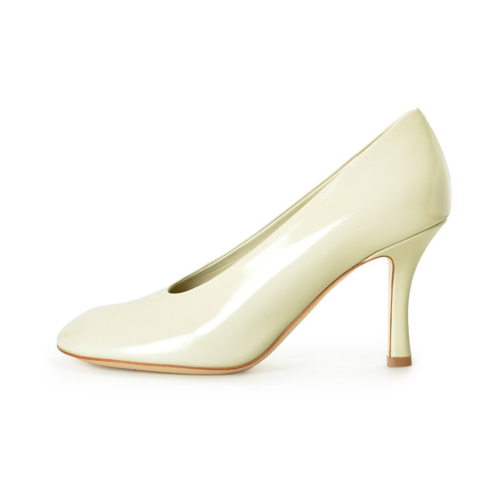Burberry Women's "Baby Pump" Leather Heeled Pumps Shoes US 7.5 EUR 37.5 - Picture 2 of 8